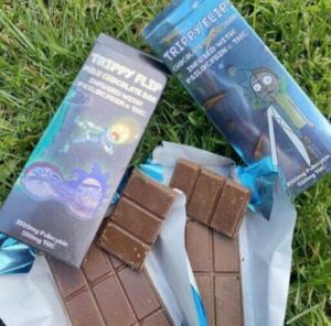 trippy flip chocolate crunch bar